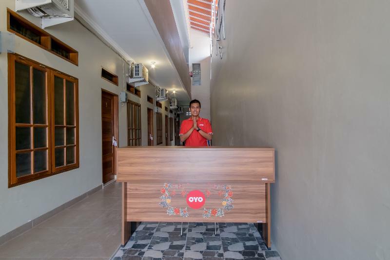 Reddoorz At Joyce Guest House Medan Exterior foto
